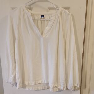 Old Navy White Long-Sleeve V-Neck Blouse (Size Small)